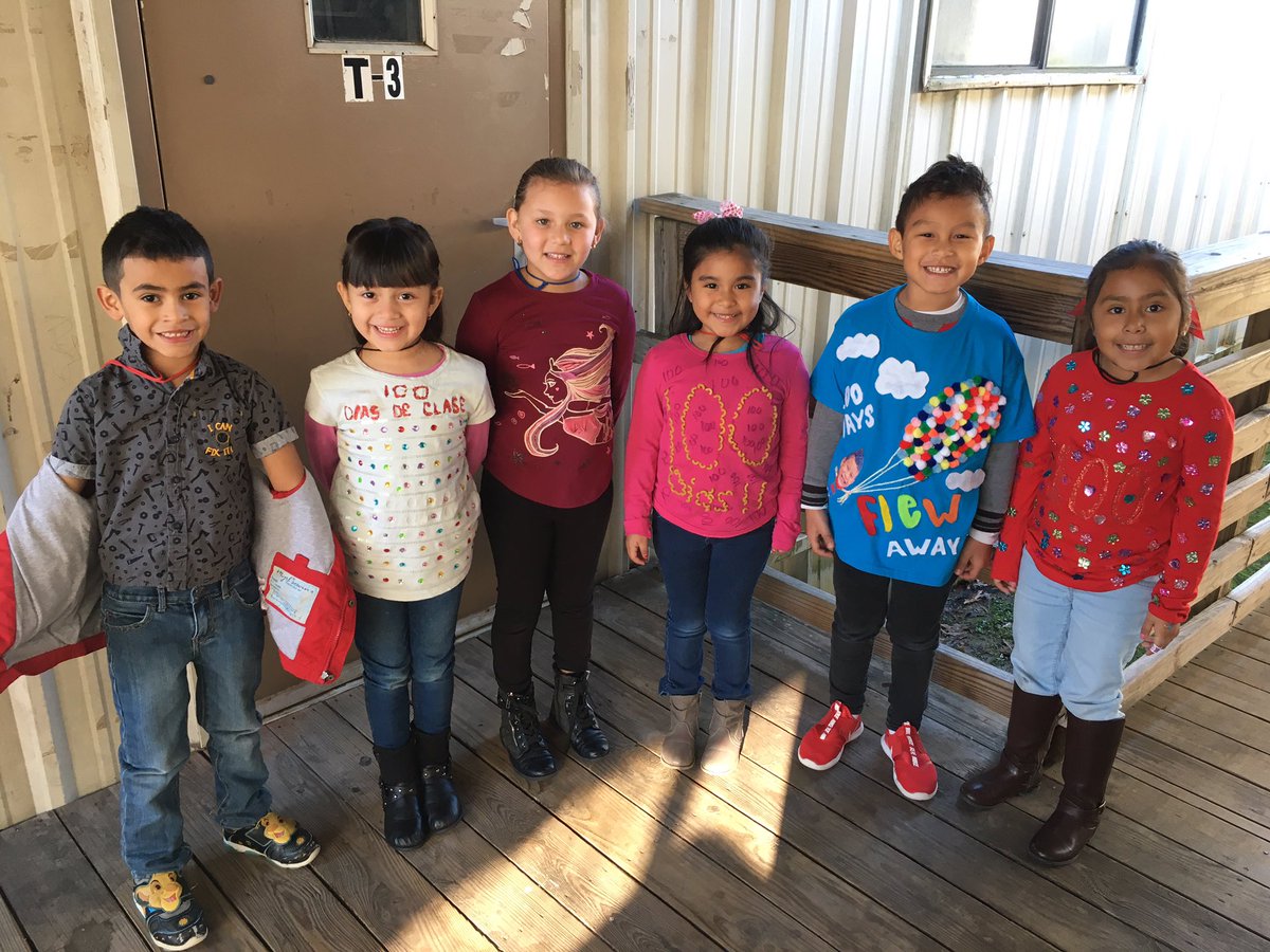 LunaCanthy's tweet photo. 100 Days of School #100daysNeffELC https://t.co/604WRax2rJ