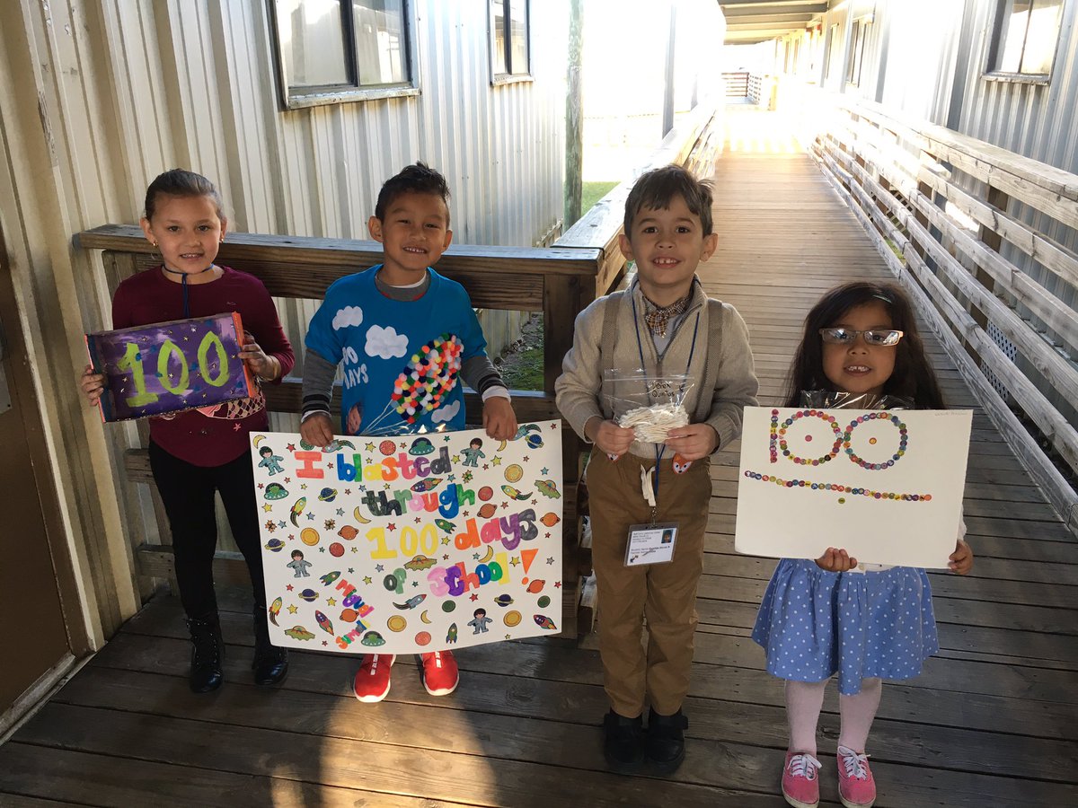 LunaCanthy's tweet photo. 100 Days of School #100daysNeffELC https://t.co/604WRax2rJ