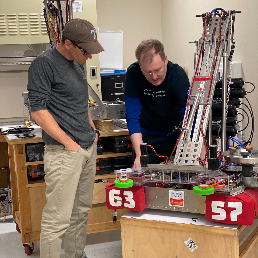Spring_Konstant's tweet image. Mentors from The Spring Konstant and Wimberly Wavelengths collaborating during build season. #omgrobots #frc6357 #FIRST #FIRSTinTexas #INFINITERECHARGE #FIRSTRISE #FIRSTinspires #STEMsquad #makeitloud