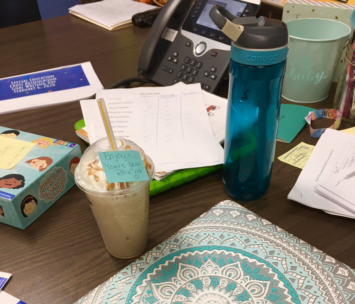 Ocall7890's tweet photo. @elliestrongIL Friday morning started great with a special treat! I love getting RAK’ed! @MrsBerner85 https://t.co/w1BbsOHd2s