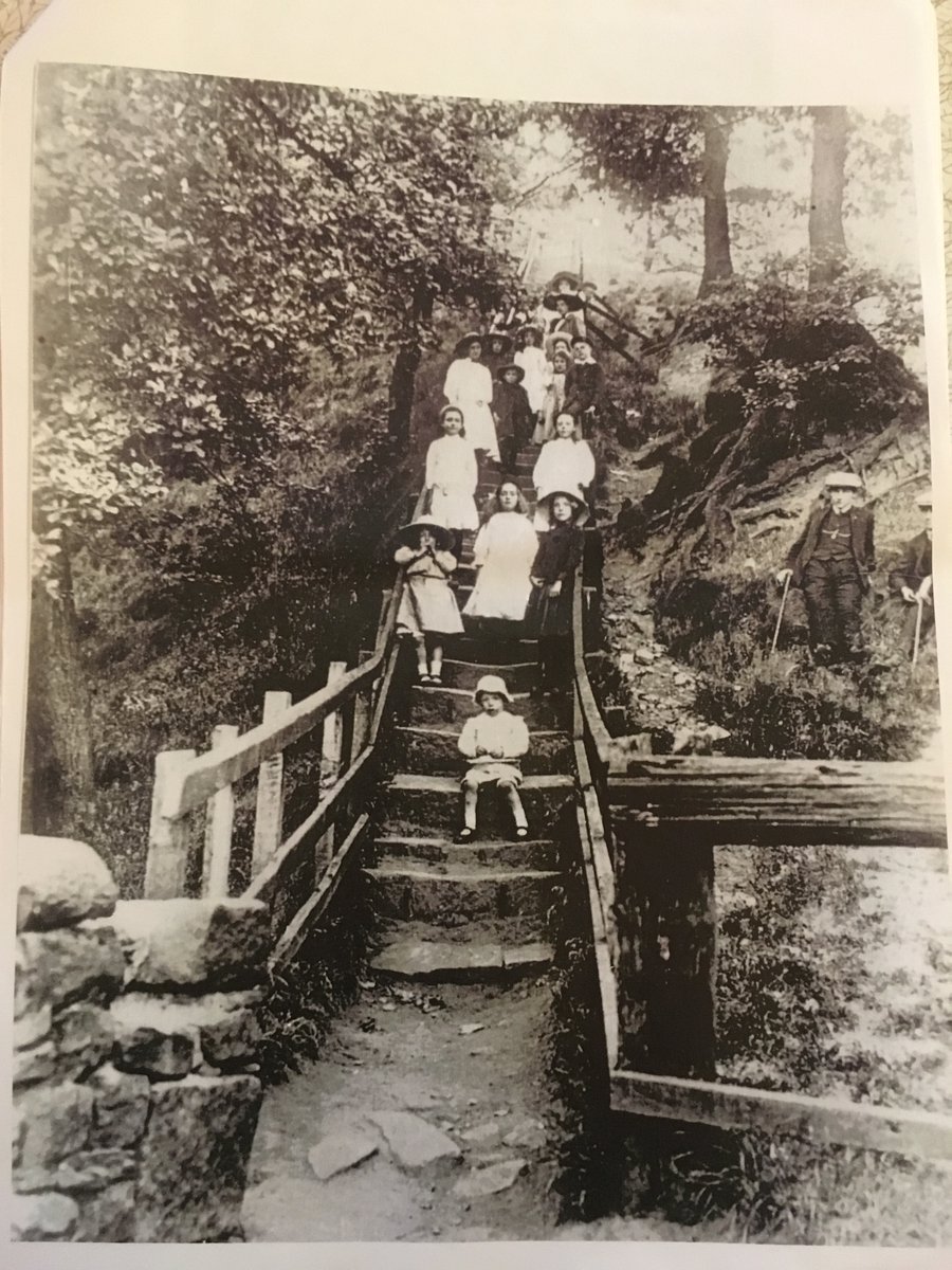 We had a wonderful Dementia Friendly Walk yesterday at the #Smithillsestate in conjunction with <a href="/CityofTreesMcr/">City of Trees</a> . We had a reminiscence session at Barrow Bridge where we strolled through the village and woodland, comparing old photos with how things look today! @WoodlandTrust