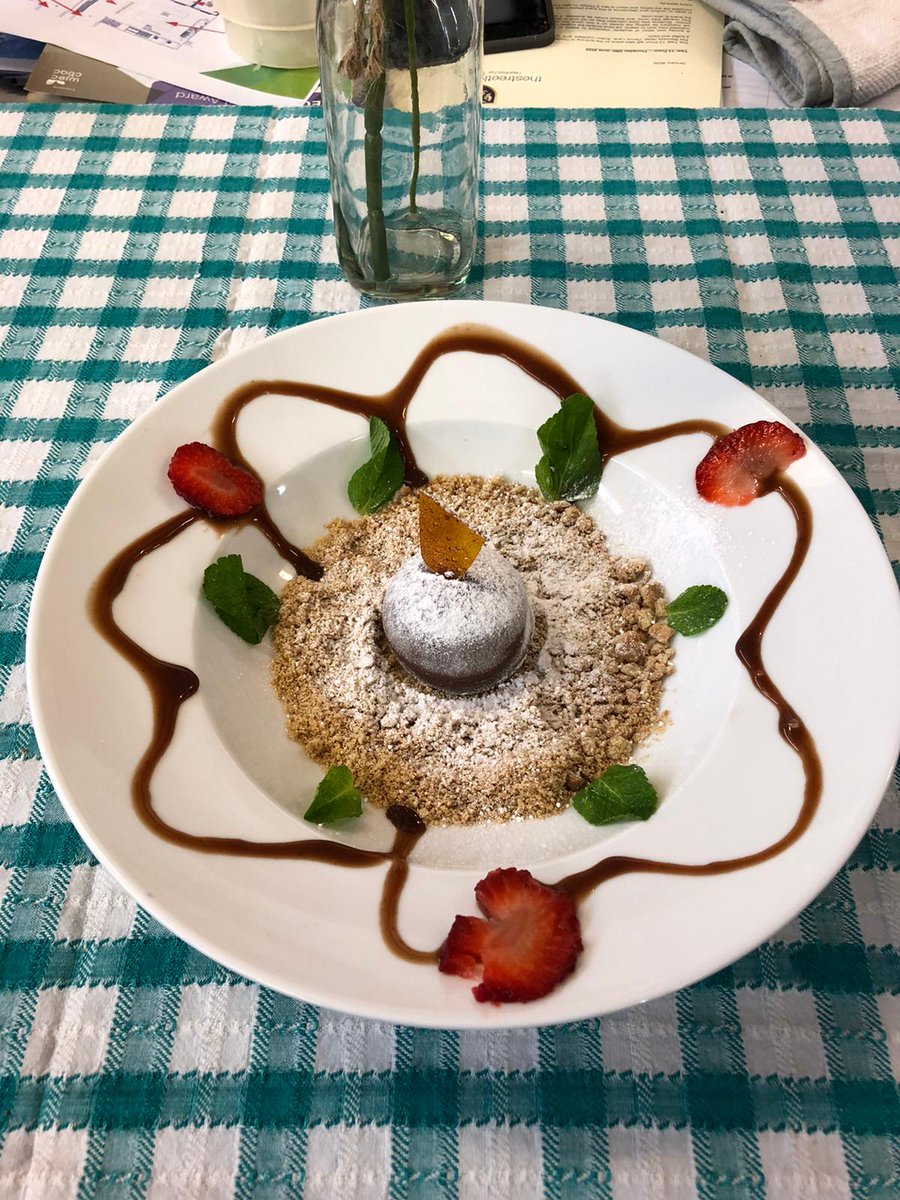 StreetlyHFC's tweet photo. Year 9 have created some excellent plates with the focus being presentation using limited ingredients today during the Hospitality and Catering taster sessions. Well Done Year 9! #streetlyLCD https://t.co/vc1OIpn5yy
