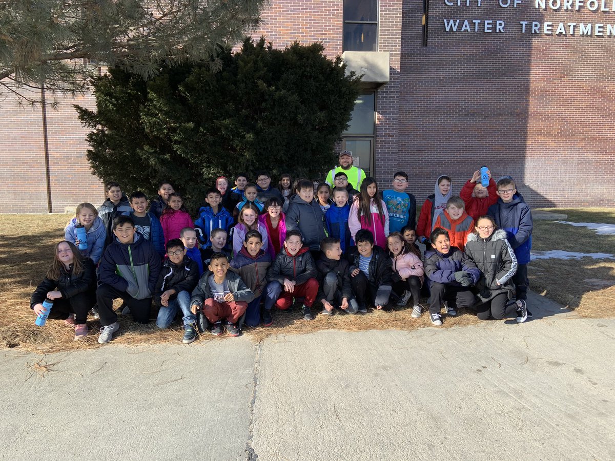 ErinRuthKing's tweet photo. Had a great time touring the water plant. Chad Roberts gave an excellent presentation! @WashingtonNPS https://t.co/fdatVFt4FO