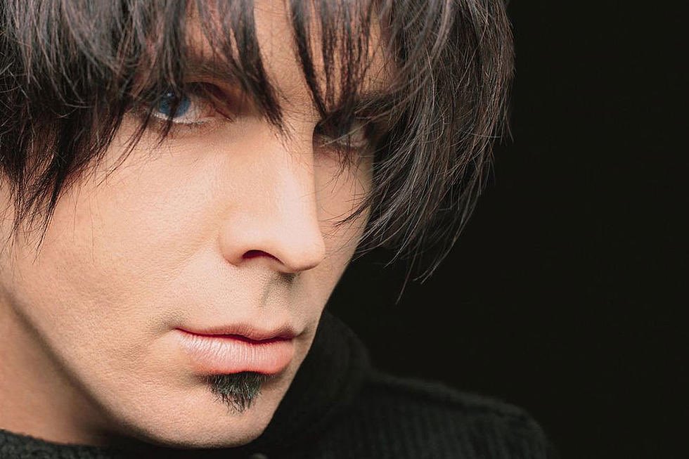 Happy 58th birthday to Chris Gaines alter-ego, Garth Brooks 