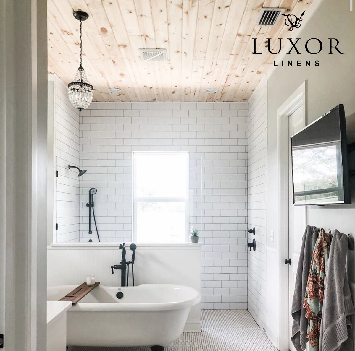 Luxor Linens tweet media