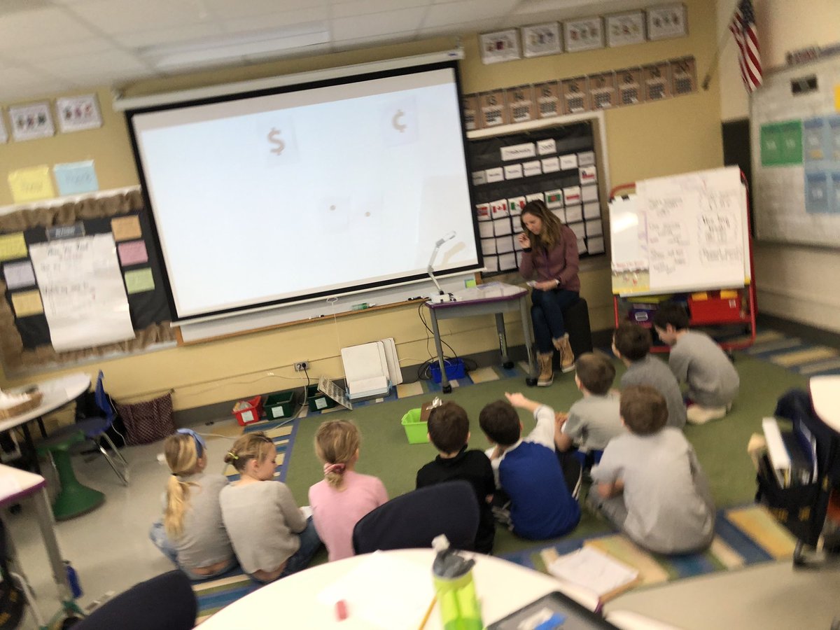 seemoretech's tweet photo. Co-teaching at its finest in 2G! @MissEllie2G @paige_klawitter @ReneeFitzEdu @LakeForestSD67 @jeffmchugh67 #sheridanshines https://t.co/xFmQNIQUCh
