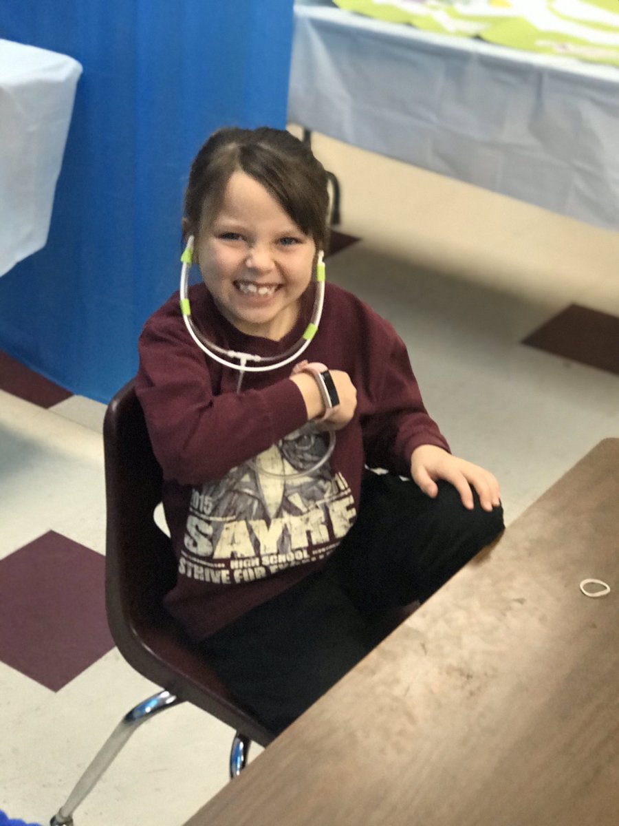 jameyguy2013's tweet photo. Our kiwi crates this month are all about the human body. We made our own stethoscopes and sewed organs. Now our operating stations are prepped and ready for surgery day! #guyssuperseconds #sayreearlychildhood #surgeryday #classroomtransformation #kiwico @kiwico_inc @sayreschools https://t.co/xK1Rl7gYpy
