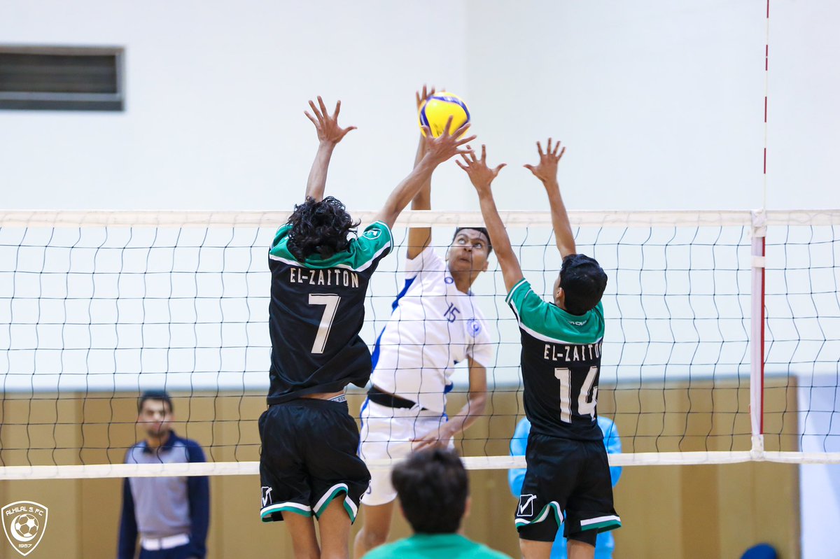 Alhilal_FC's tweet photo. 🏐 شباب طائرة #الهلال يتغلبون على "الزيتون" 👏🏼💙 https://t.co/WO1BkSsHnE