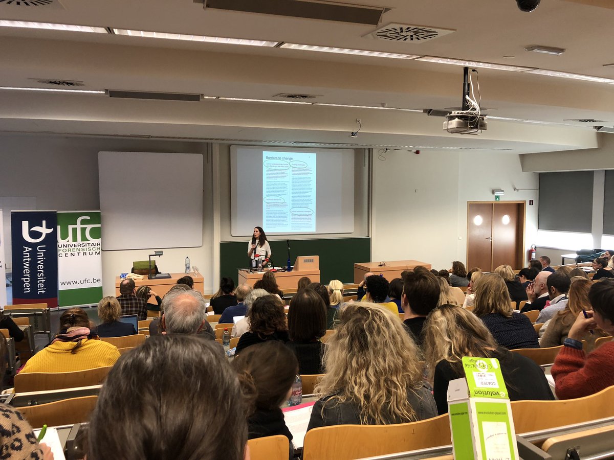 ross_bartels's tweet image. Final keynote of #atc2020 conference is by Dr @HlMerdian on #desistance from online sexual offending! Four main barriers to change = lack of public understanding; lack of funding; reluctance; &amp;amp; lack of prevention strategies. @ATSA_NL @online_PROTECT @PsychLincoln