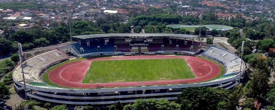 galerifutsalfc's tweet photo. Before.                 |                     After https://t.co/WPdQumIHUE