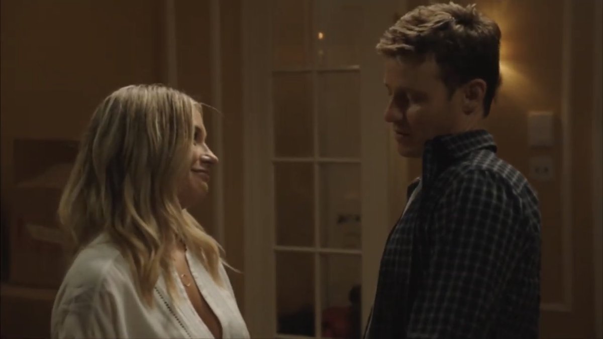 Nicole5Wheeler's tweet image. Finally, the end of the week has arrived, AND it’s a snow day here! 🙌🏻 Happy #BlueBloods Friday!! It’s a repeat of “Naughty or Nice” tonight — a good one for #Jamko! @BlueBloods_CBS @BlueBloods_CBS