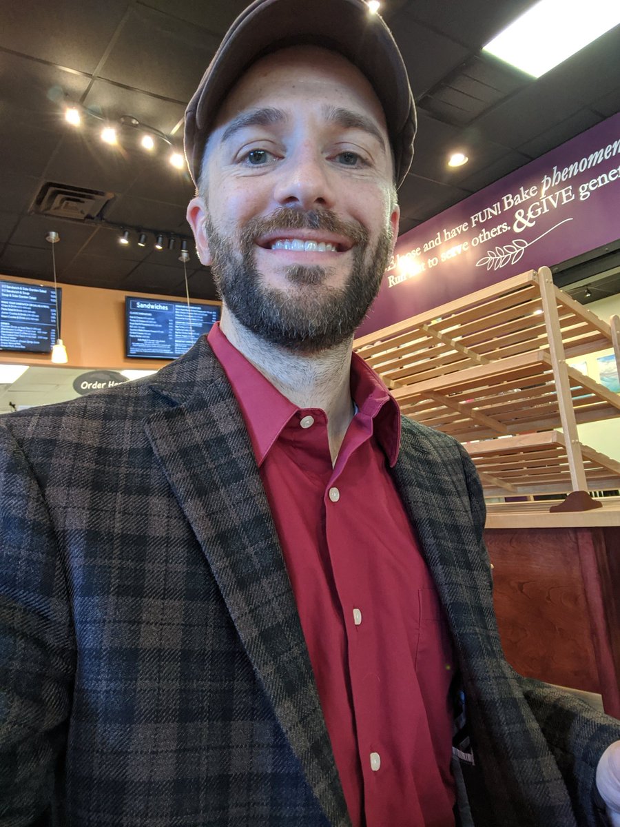 DrMattWhited's tweet photo. Wearing red today because #OurHearts are stronger together. #WearRedDay @TheHeartTruth. Get out there and move with someone you care about! #DoHealthyBeHealthy #BehaviorIsMedicine https://t.co/1lwwsxohix
