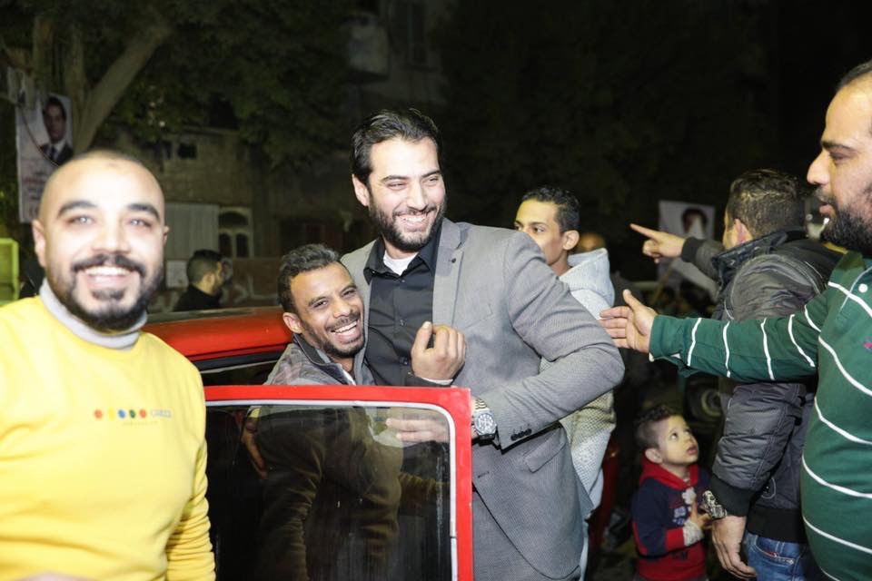 HishamBadawy5's tweet photo. شباب وأهالي وعائلات الجيزة الحرة يستقبلون ابن الجيزة  
كل التحية والتقدير لشباب وأهالي وعائلات شارع المدبح والمساكن والعزبه ورابعه والرحبايه وسوق البرسيم وابو هريره
#القادم_للشباب
#ابن_الجيزة
#هشام_محمد_بدوي_دسوقي
#صوت_الشباب_الحر
#نحمل_هموم_وطموحات_وامال_الشباب
#تحيا_مصر https://t.co/epFN8Kw2zQ