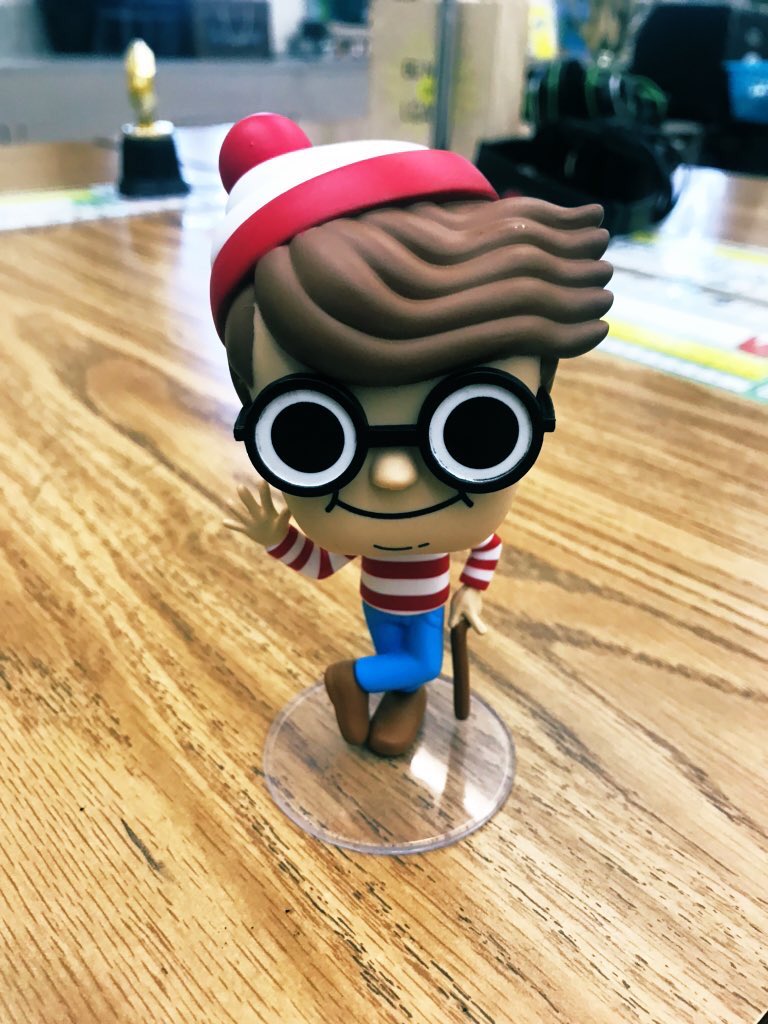 GlancyJessica's tweet image. Room 10 practicing some precise language through our morning quick writes: Waldo style. #narrativewriting #whereswaldo #preciselanguage @Guinn_AESD