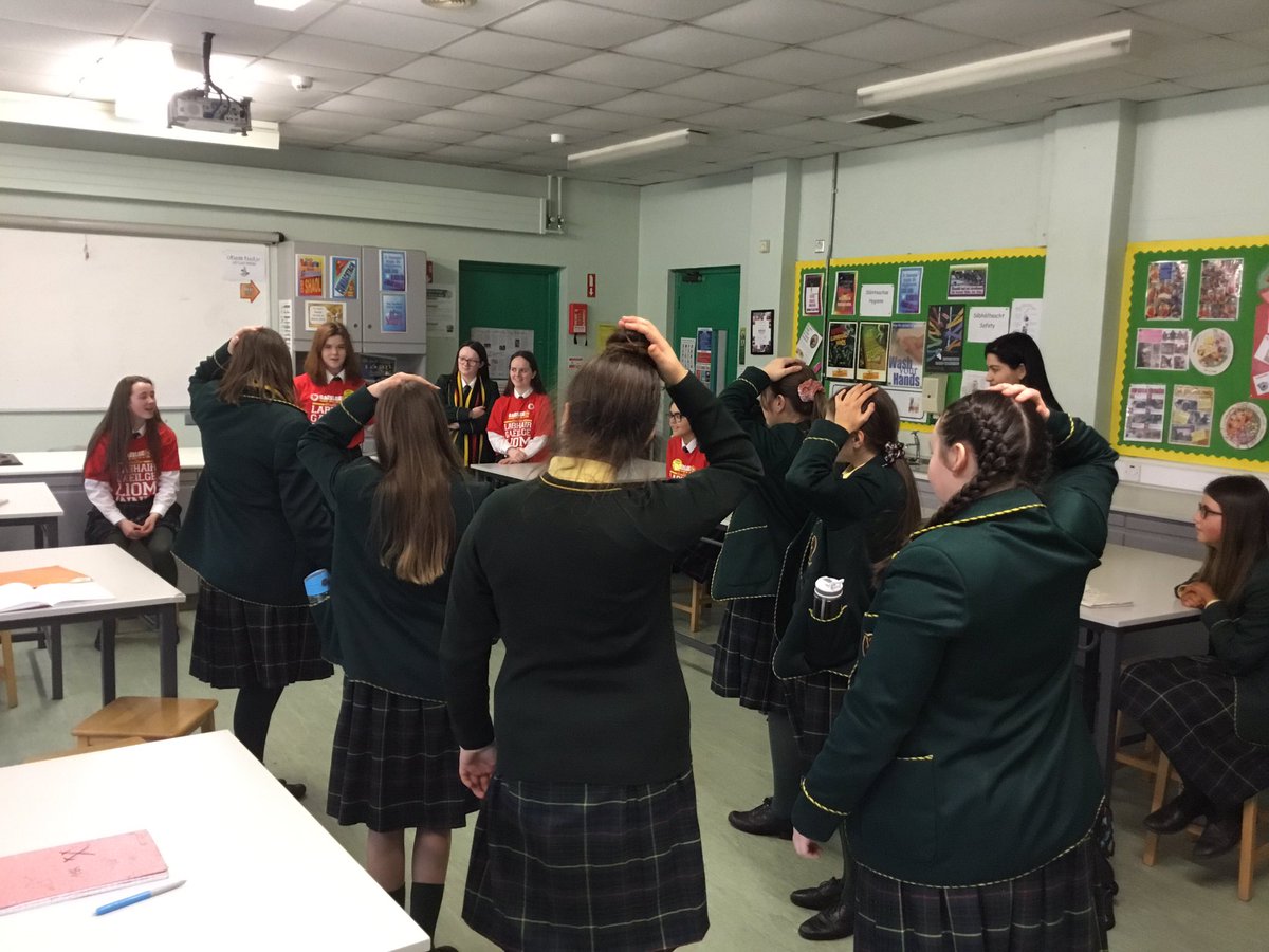 UiMhora788's tweet photo. Craic agus spraoi ag Bl.8,9,10 sna ranganna Gaeilge inniu agus muid ag ceiliúradh Gaeilge24! GRMA Coiste na Gaeilge as teacht isteach chuig na ranganna ar fad! @GaeilgeStCather @CCArdMhacha https://t.co/kjOffdds55
