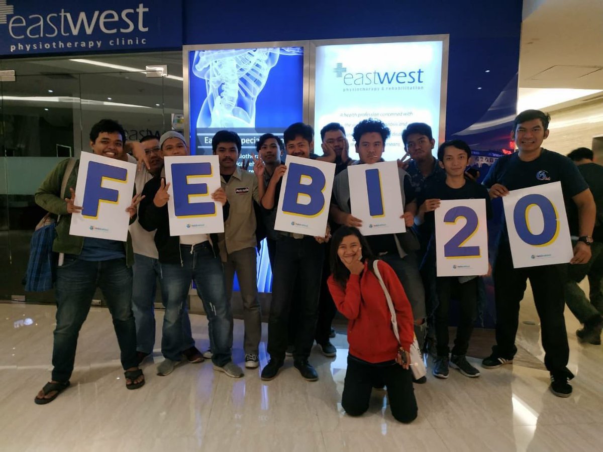 _OfficialABClub's tweet photo. “ini lah kami. Kami masih ada, jangan pernah takut kehilangan, karna kami tetap disini mendukung mu, Febi”.

Sekali lagi, Happy 20th Birthday, Our Ub Sobb🤗🤗 https://t.co/j3z3XaDr4t