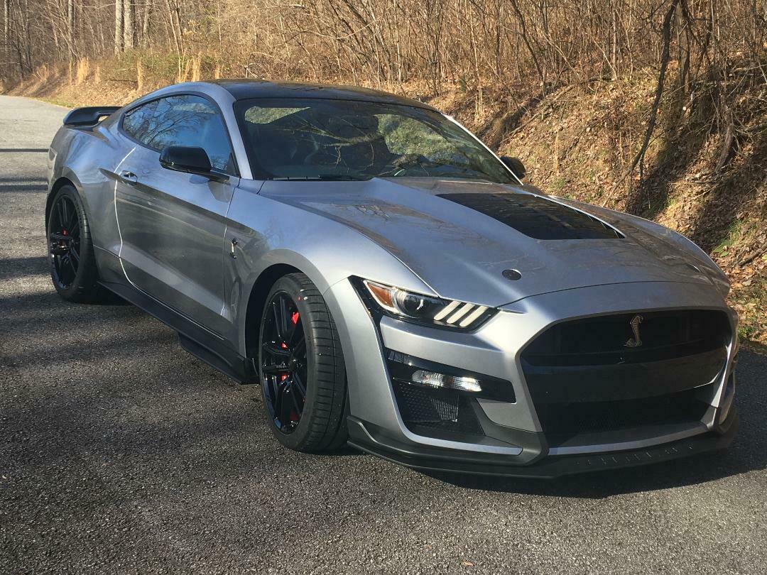 DCdesignmedia's tweet photo. What a pleasure it was to work on this beautiful vehicle! Racing stripes! Check out these before and afters! 🔥 https://t.co/IYf0af6Eqk