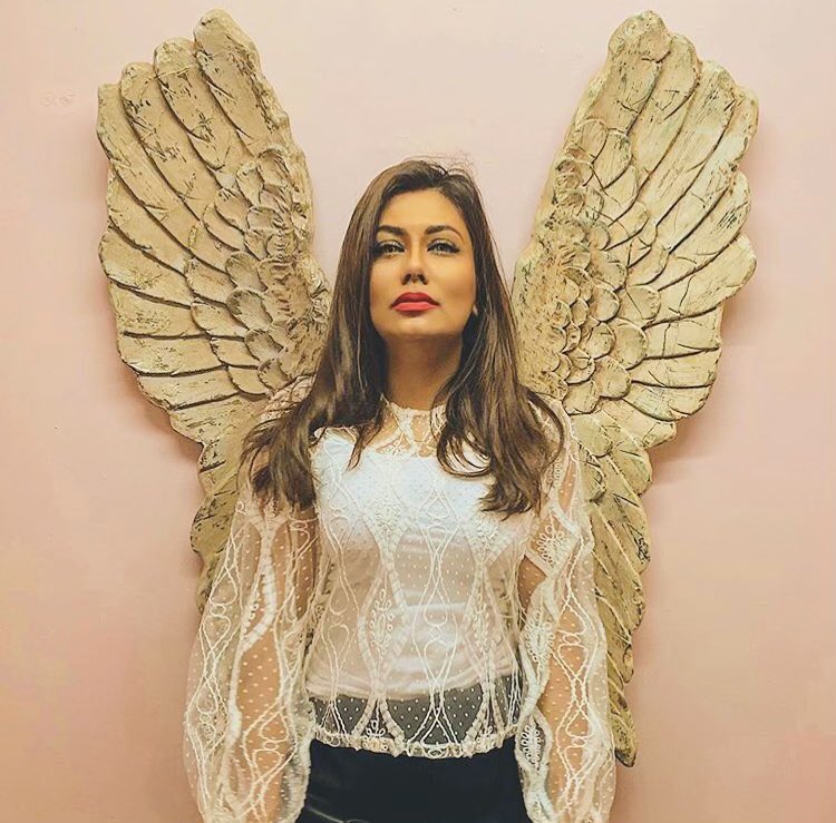 plush_cafe's tweet photo. #PlushBabe @madah_j looking angelic in front of the #wings! ๐๐ Tag us in your #PlushCafe photos for a chance to be featured!
#York #OnlyInYork #vymembers @VisitYork @VisitYorkBiz https://t.co/bkrwR3AooZ