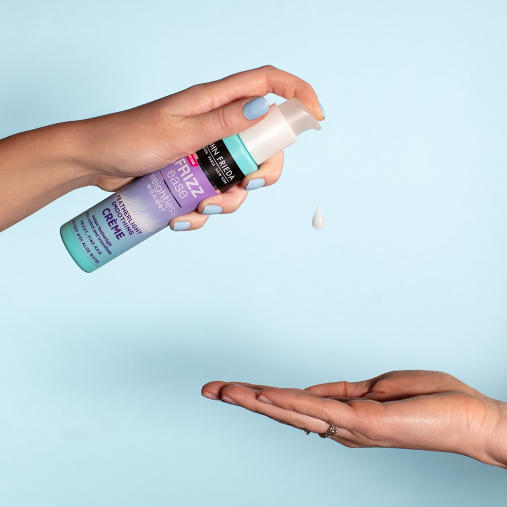 Superdrug (@superdrug) on Twitter photo Tame your hair with <a href="/JohnFriedaUK/">John Frieda</a> Weightless Wonder Crème! 😍 It is designed to be used on wet hair to tame & smooth or on dry hair to touch up and control those hairs that just want to frizz or fly away 💁
Shop in stores & online - bit.ly/3bj8c8v Tame your hair with <a href="/JohnFriedaUK/">John Frieda</a> Weightless Wonder Crème! 😍 It is designed to be used on wet hair to tame & smooth or on dry hair to touch up and control those hairs that just want to frizz or fly away 💁
Shop in stores & online - bit.ly/3bj8c8v