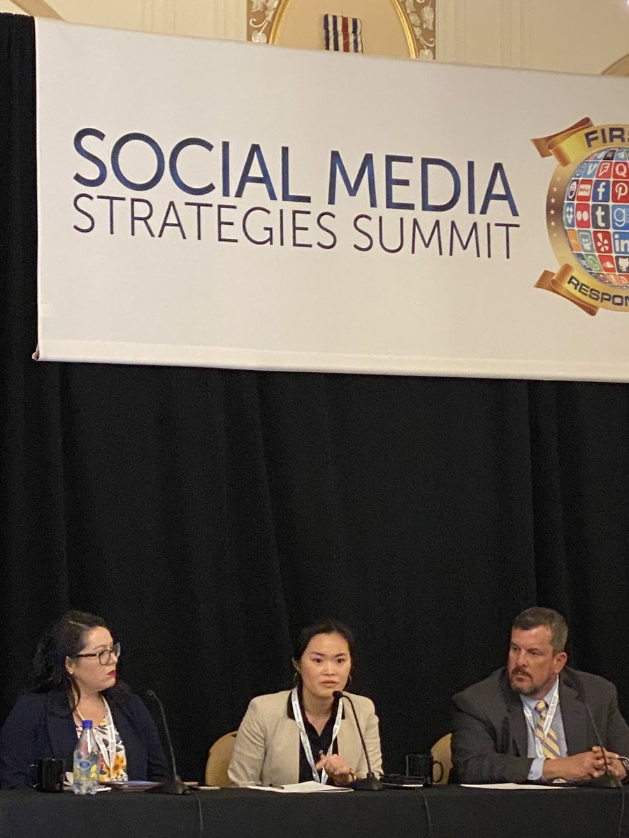 PIOMarkBrady's tweet image. It was good to meet and talk with many friends, former @FEMA_EMI #AdvancedPIO students and a current #MasterPIO student - enjoyed presentation by @richchatman of @PDXFire and entire event at #PublicSafety @SMS_summit #SMSSummit in San Francisco CA