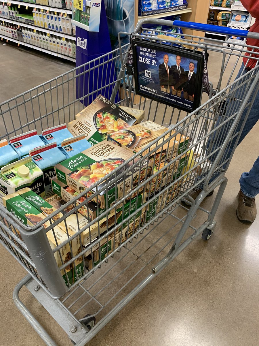 gracemariedeniu's tweet photo. the negative side effects of letting dad grocery shop #smh #someonefeedme #jkjk https://t.co/YVTWONaX24