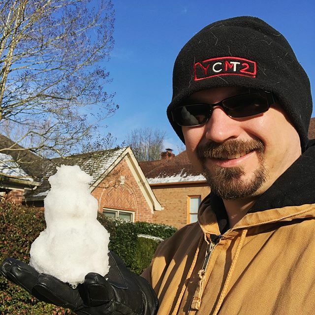 Gonna have to shut down the shop today. Not sure if you heard, but a blizzard swept the south last night. You can’t find a loaf of bread of gallon of milk within an hours drive of Memphis. But on the plus side, I got to build the biggest snowman in years… ift.tt/2H9ooLr