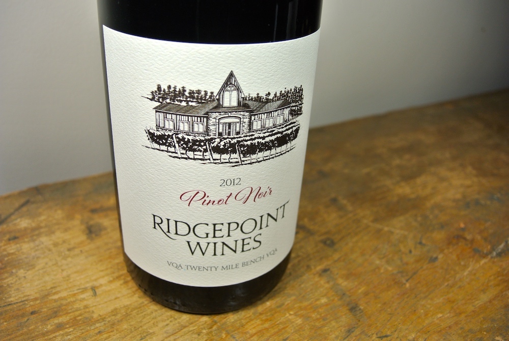rickwine's tweet photo. Ontario Wine Report: Tickets on sale for @SavvyCompany's Corks &amp; Forks in Kingston, @PawsForOz raises cash for displaced animals, Vintages wine picks @13thStreetWines @Ridgepointwines and new website for grapes for sale @FineVintageWine. Now posted 
👉 https://t.co/qRtaMWvNny https://t.co/fZBQd2fonE