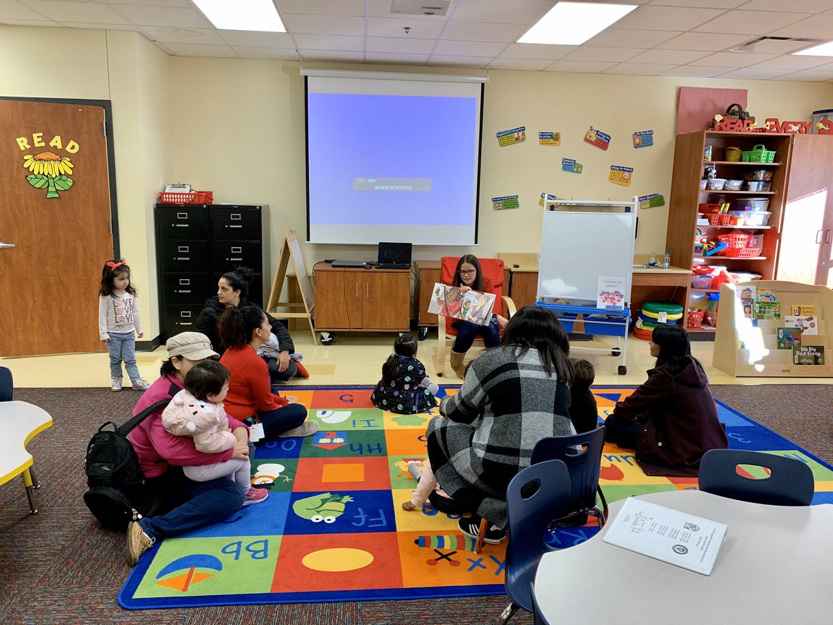 KellerEarlyEd's tweet photo. We had a great turnout at @ELCNorth for Family Engagement and spent time reading, crafting, and learning what @ReadyRosie has to help aid social emotional development at home. Make plans to join us at Early Learning Center South for our next session on 2/21. #kellerearlylearning https://t.co/dsFQL4C9LS