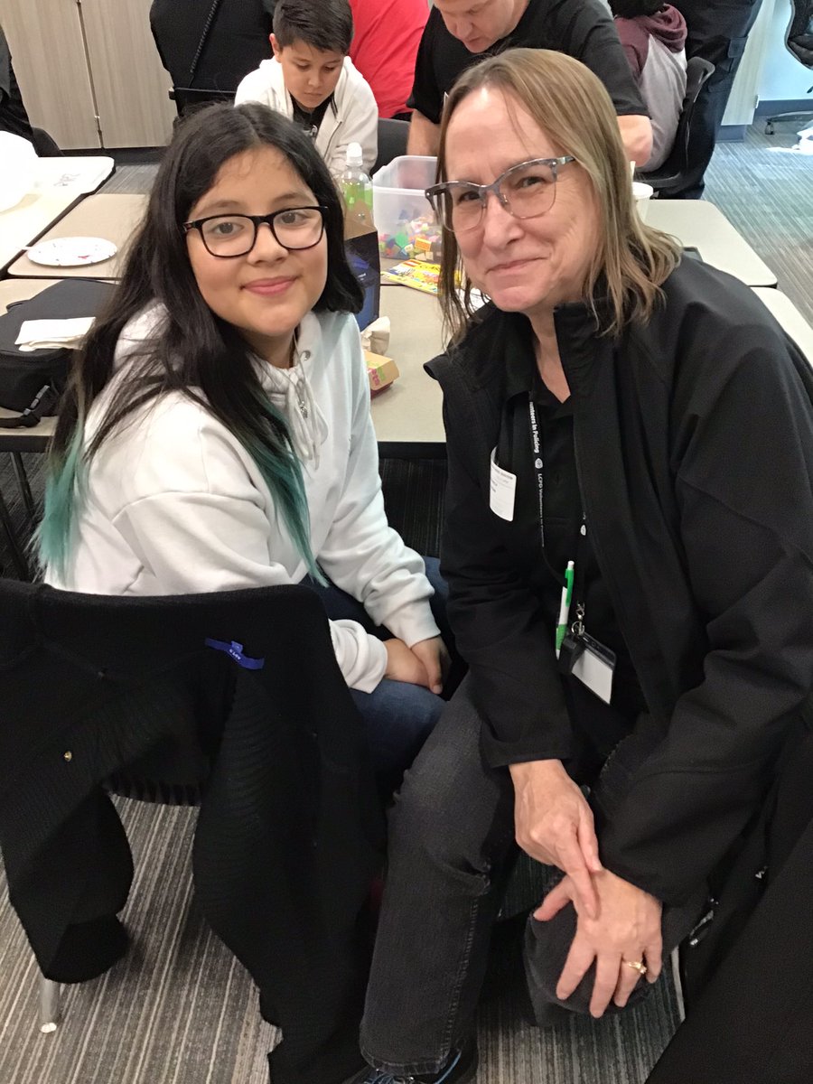 BBBSGulfCoast's tweet photo. 🚨🚨🚨 NEW MATCH ALERT! ￼🚨🚨🚨

Let’s congratulate Big Brother Travis, Little Brother Hector, Big Sister Nancy, and Little Sister Andrea on becoming matched! 👏

Also, a special thank you to Communities In Schools - Bay Area (Heather Comer) and League City Police Department! https://t.co/l1zidZ8Z9l