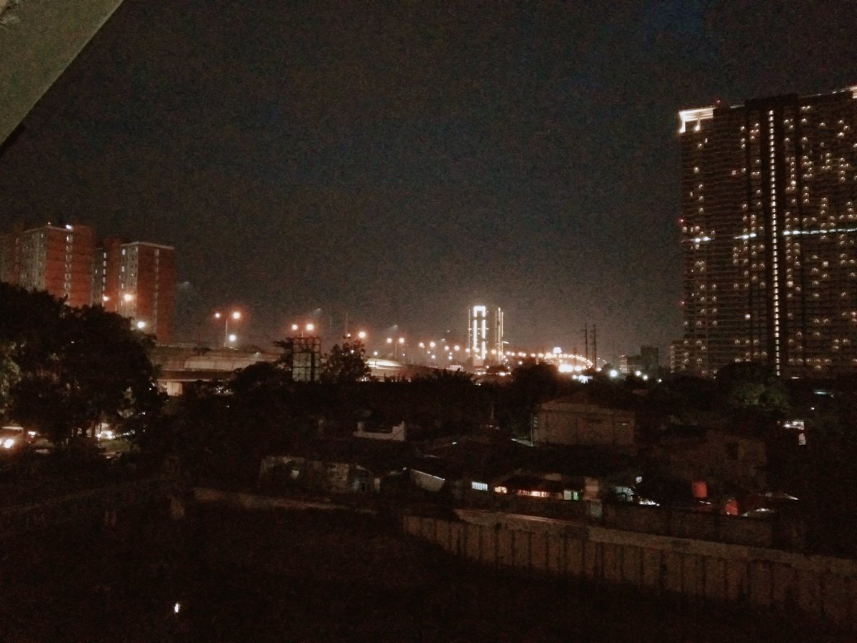 xxbeafish's tweet photo. Malam. https://t.co/izJTKjF6UK