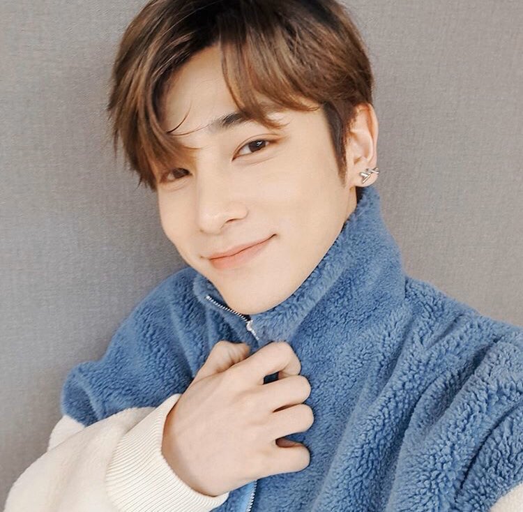 seokgyul's tweet photo. loml 🥺 https://t.co/MWWHtwGNDr