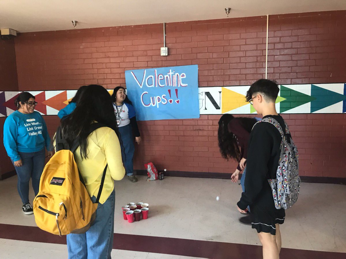 Valley HS loves Freshmen!!!#classof2023 <a href="/Valley_Magnet/">Valley Magnet</a> @DeanKeliinoi @Valley_Vikings <a href="/CCSDMagnet/">CCSD Magnet Schools</a>