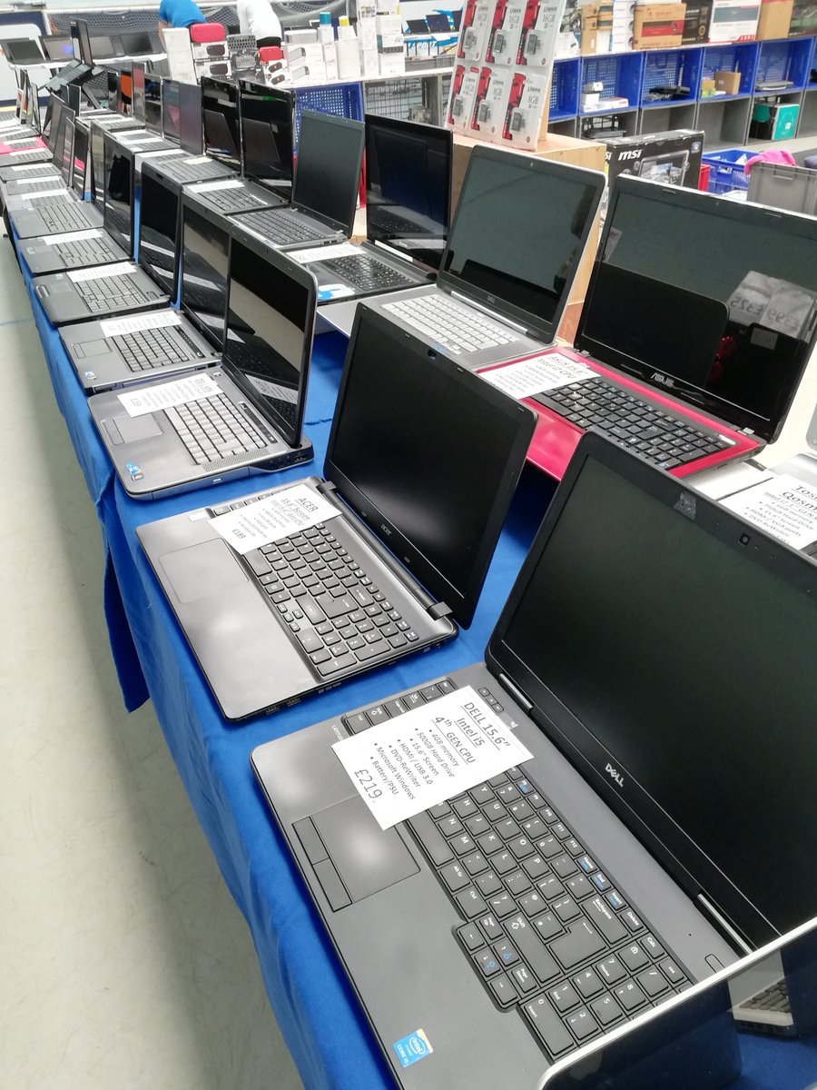 ukcomputerfair's tweet photo. Scarborough Computer Fair this Sunday  at @TheGrandScarbor Hotel🙂😁😄😃 YO11 2ET Scarborough  10-3pm!! Do not miss!! Loads of deals to be picked up!! #Gaming #Laptops #Apple #Pcs #Ipads #Scarborough https://t.co/2hKFIrY0pU