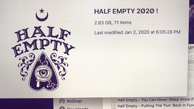 HalfEmptySucks's tweet photo. 🥀🖤💔2Ø2Ø💔🖤🥀 https://t.co/clj0xPLgvu