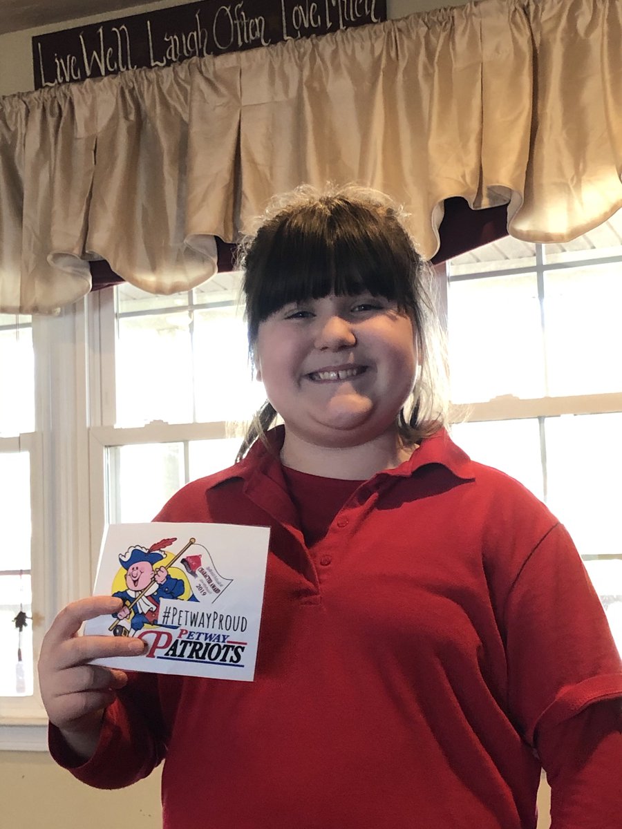 DallenbachRandy's tweet photo. @petwayproud 5th grader- Krista Dallenbach received this “Paulie” today- #petwayproud https://t.co/V0QXyoz9AG