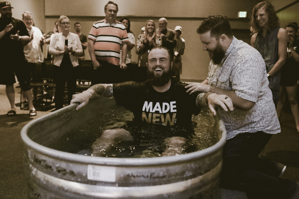 Sign ups for baptisms are going on now! We will be having baptisms Sunday, February 16 at both services.

If you want to take this next step with Jesus, or just want more info on what we believe about baptisms, head to onelifehouston.com/comingup