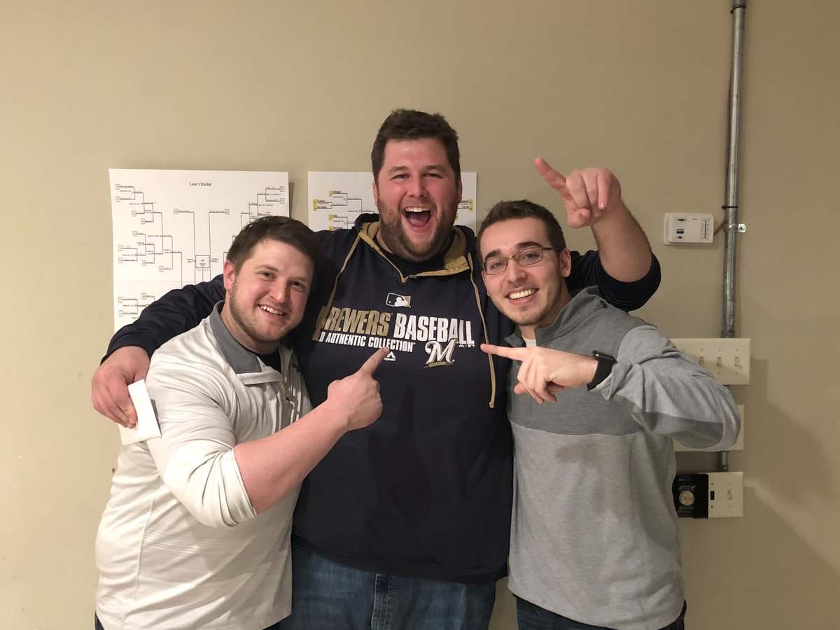 ChicagoStPub's tweet photo. The 3 Meatballs - Our 2020 Winter Bean Bag League Champions!
Contact us to join our winter/spring league beginning on February 20th #CSP https://t.co/DKR90wv4Ih