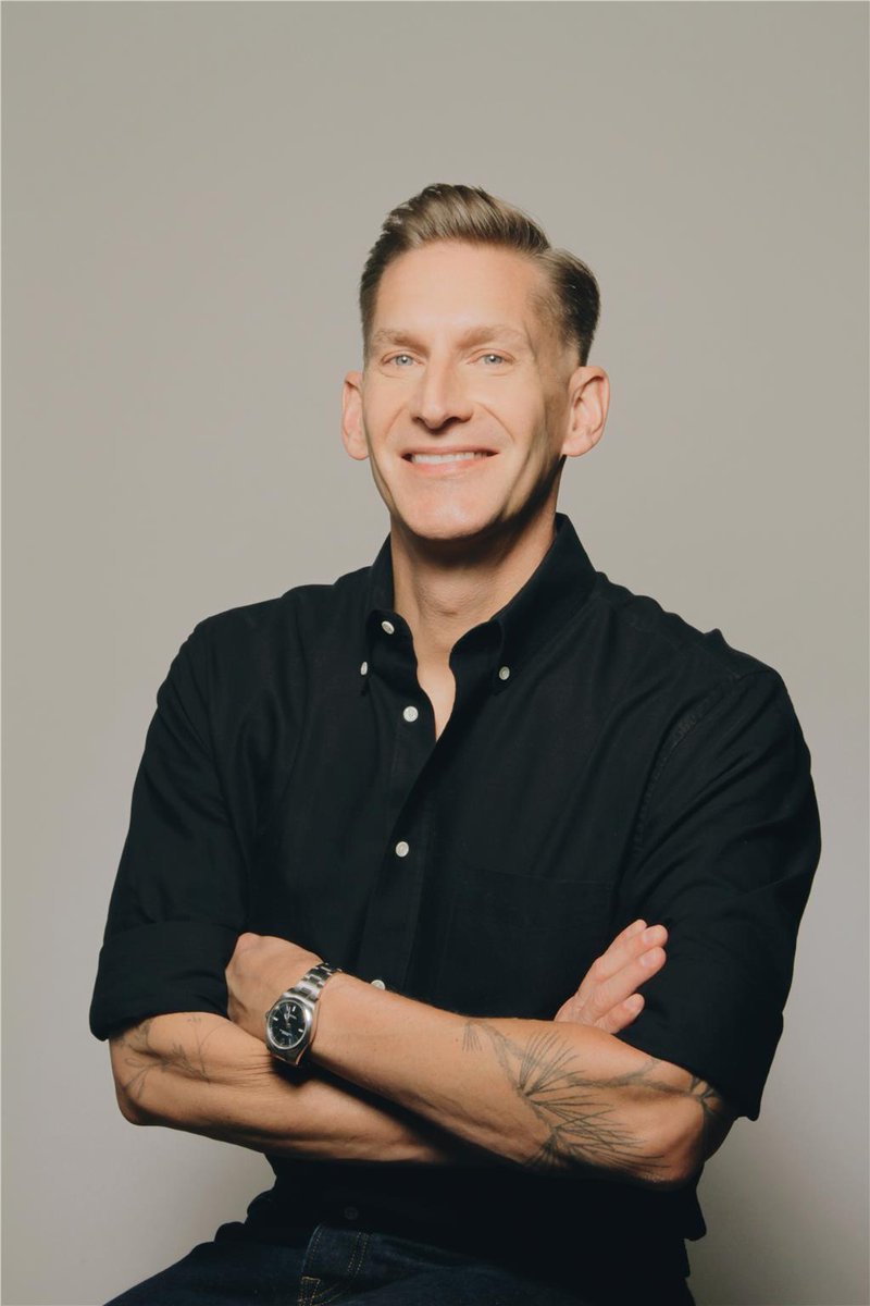 uclaanderson's tweet photo. "Having worked for two of the biggest retail players in the industry, Nike and Levi's®, Grant opened his firm just two years ago to help brands and companies be disruptive, creative and stay relevant."
--Sofia Hernandez (’20) Retail Business Association (RBA) Pres.
#evolveConf https://t.co/9UEejEWZUD