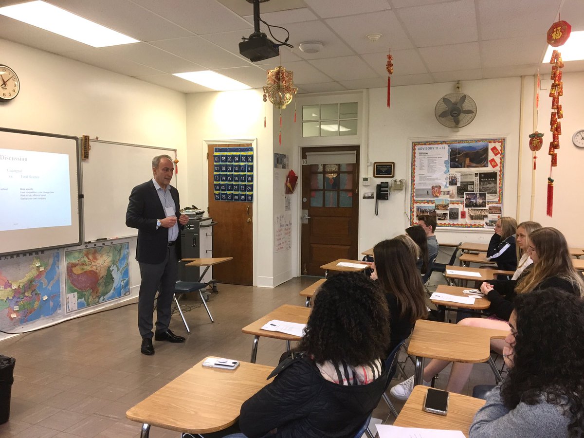 GuzmanMFS's tweet image. These Career Day presenters gave insights into the food science industry, how to become an attorney, and the role school psychologists play. 

They underscored the importance of resilience, of being life-long learners, and of developing your own vision of what success means.