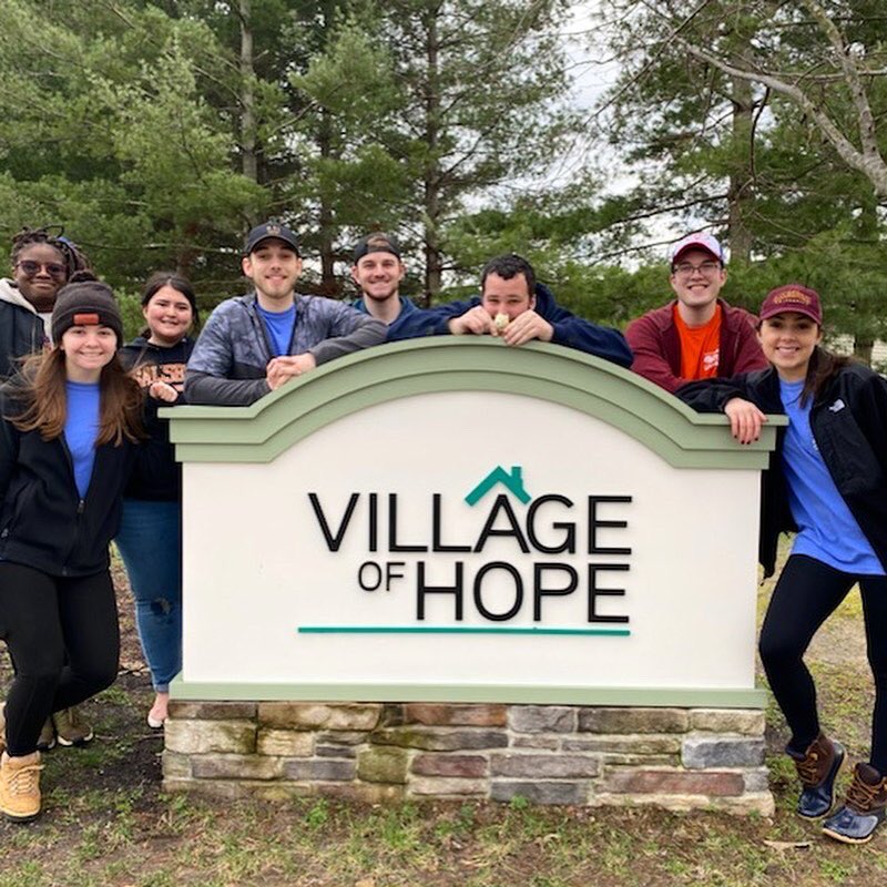 Alpha Phi Omega ✨ tweet media