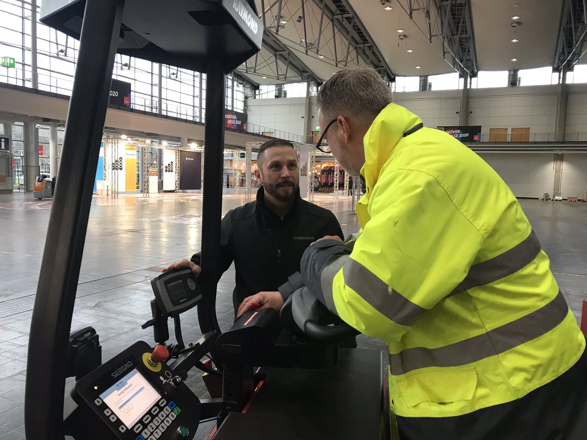 RaymondCorp's tweet image. Great conversations during the start of @IFOY_AWARD test days. Looking forward to showcasing the flexibility &amp;amp; versatility of the Raymond Courier 3030 which utilizes unique-to-the-industry @Seegrid vision guided technology. Learn more: raymondcorp.com/lift-trucks/au… #IFOY2020