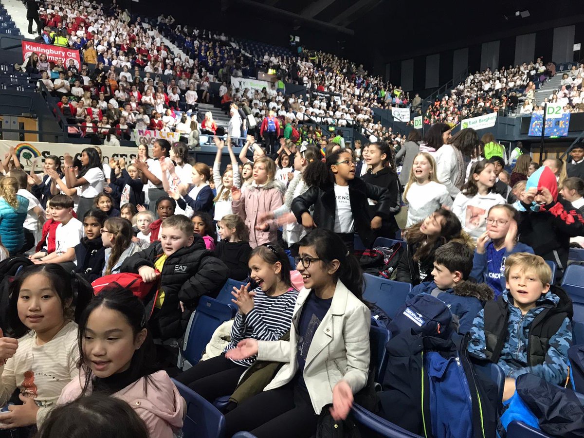 MusicMPS_'s tweet photo. Rehersals were amazing! We can’t wait to perform to families and friends later! @YVconcerts https://t.co/Oijo65KUh4
