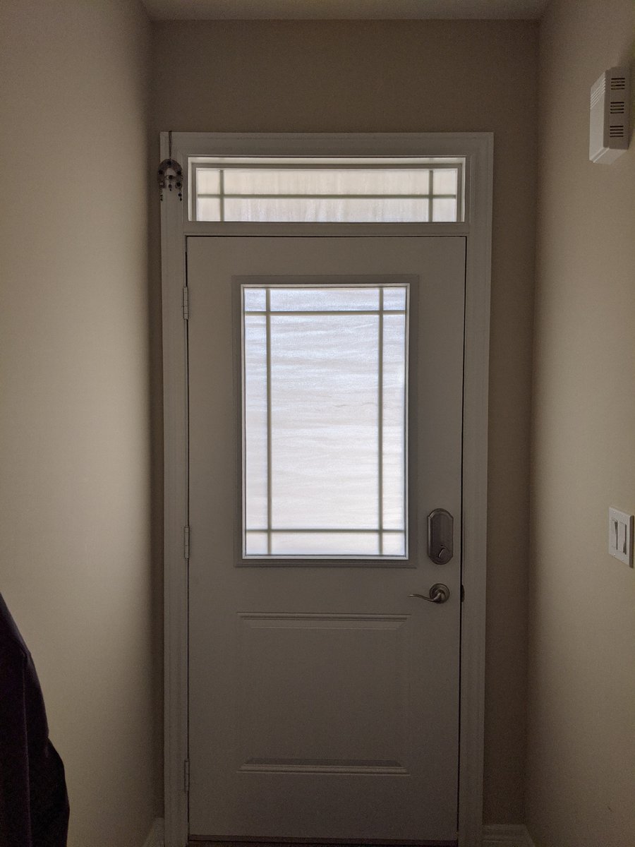evwindowfilms's tweet photo. 3M Fasara Pyrgos applied to front entrance - still allowing light in. #3M #PrivacyFilm https://t.co/svvVLkbGGI