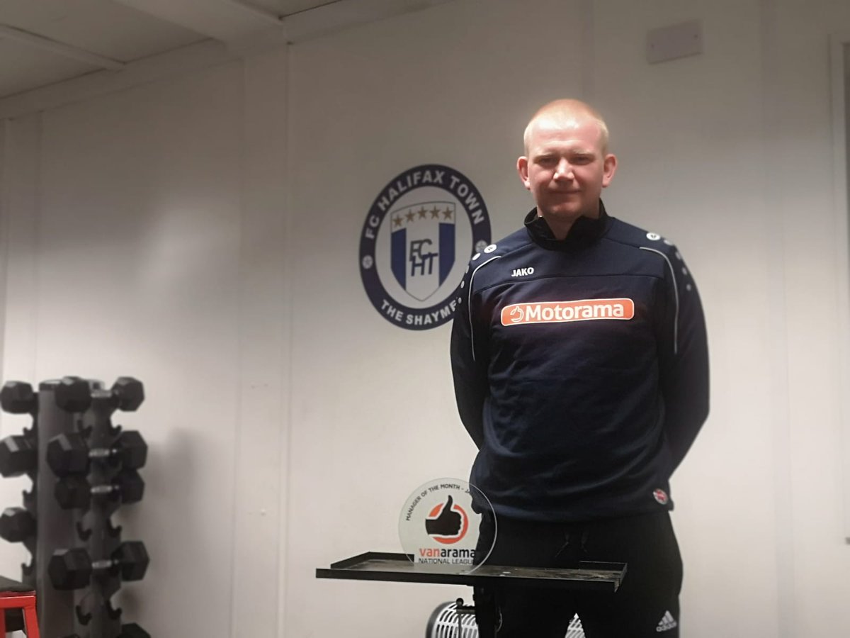 FCHTOnline's tweet photo. ⚽️🏅 MANAGER OF THE MONTH | 

Congratulations to the Gaffer &amp; his team 🙌👏🤞

#fcht

 (MB) https://t.co/LuBobj9cTa