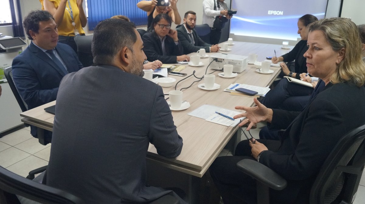 Migracion Costa Rica (@migracioncr) on Twitter photo Recibimos a <a href="/KellyTClements/">Kelly T. Clements</a> , Alta Comisionada de @ACNURamericas en la Unidad de Refugio de Migración para compartir el progreso y las necesidades actuales en la atención de las personas migrantes solicitantes de refugio en el país <a href="/MGobernacionCR/">Minist. Gobernación</a> bit.ly/38c1zmg Recibimos a <a href="/KellyTClements/">Kelly T. Clements</a> , Alta Comisionada de @ACNURamericas en la Unidad de Refugio de Migración para compartir el progreso y las necesidades actuales en la atención de las personas migrantes solicitantes de refugio en el país <a href="/MGobernacionCR/">Minist. Gobernación</a> bit.ly/38c1zmg