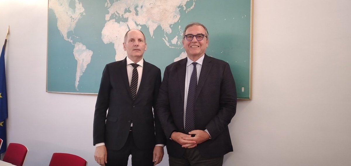 Entretien avec Philippe Gautier, DG de <a href="/MEDEF_I/">MEDEF International</a> sur les perspectives économiques en Algérie et l'intérêt d'accroître les partenariats économiques et industriels entre entreprises 🇩🇿🇨🇵. <a href="/MichelBisac/">Michel Bisac</a>