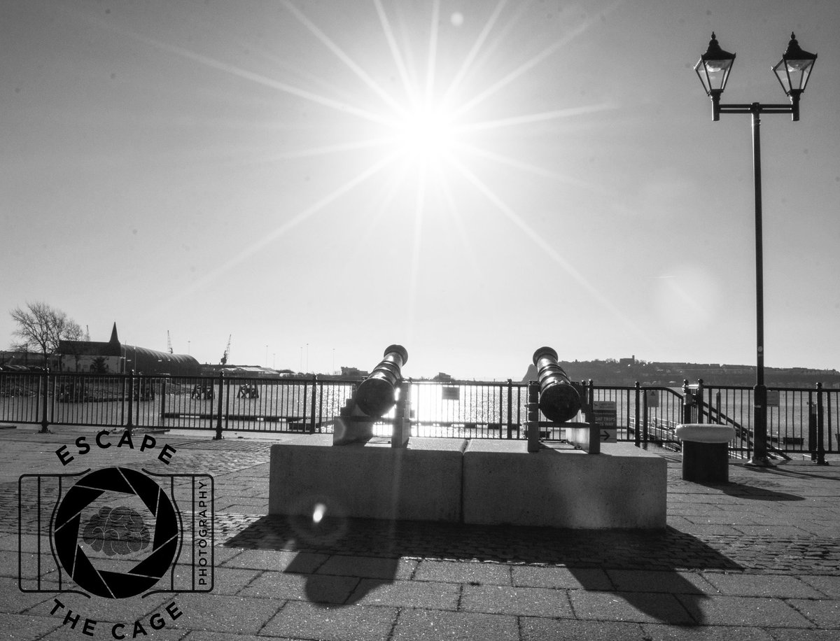 #shootingstars 

#shooting #star #sun #space #cannon #fire #war #medevil #cardiffbay #visitcardiffbay #cardiffphotographer #cardiffphotography #cardiffweather #weatherphoto #sunny #sunnyday #wales #travel #travelphotography📷 #travelphoto #nasa  #military #militaryphoto