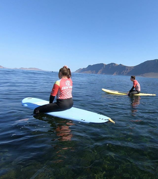 ProcenterSanta's tweet image. Learn to surf in Famara ☀️ 🌊 🏄🏻‍♀️ @lasantasurfprocenter 
#surflessons #caletadefamara #escueladesurf #surfschool #surfing #lasantasurf #lasantasurfprocenter #lasantasurfschool ift.tt/38a7zfg
