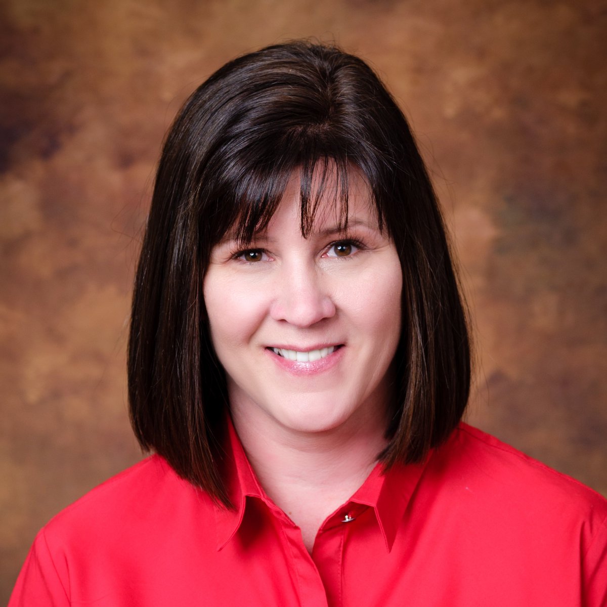DSG Promotes Tracy Roettger to Regional Operations Manager in Minnesota! #dsgsupply
dsgsupply.com/dsgnews/dsg-pr…