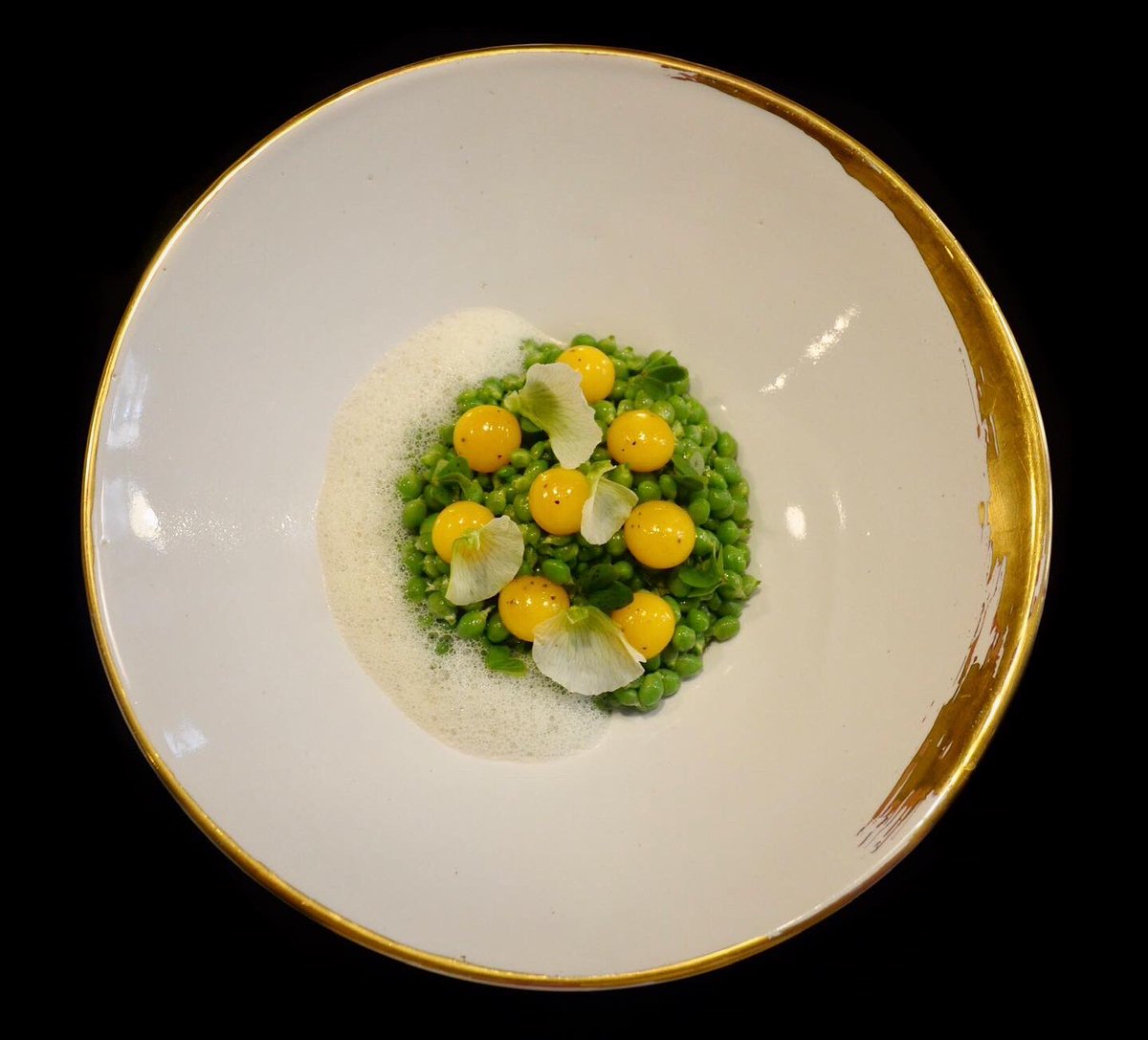 Guisantes del Maresme noisette y yema trufada #montbar